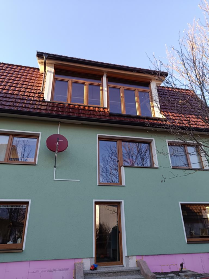 Für unseren Kunden aus der Steiermark haben wir ein umfangreiches Projekt realisiert– die Lieferung von insgesamt 28 Fenstern.