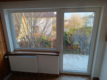 Weiße Kunststoff-Balkontüren