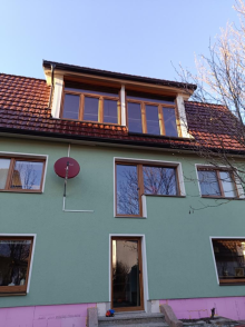 Kunststofffenster und -türen in Holzimitation