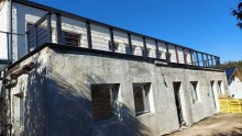 Die Apartments Žihle befinden sich am Černý rybník im Naturschutzgebiet Střela River Canyon